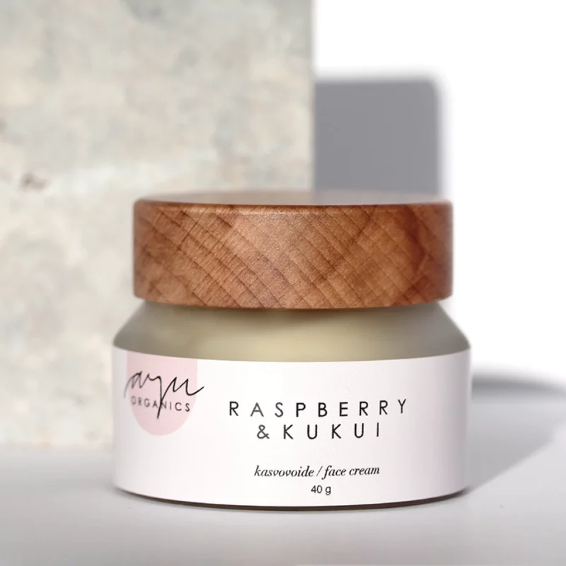 Ayu Organics Raspberry & Kukui ansiktskräm i glasburk med trälock