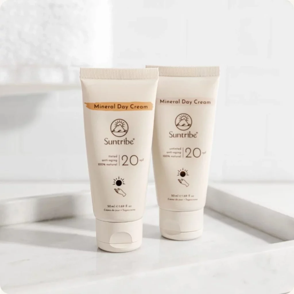 Suntribe mineral dagkräm SPF 20 tonad och otintad