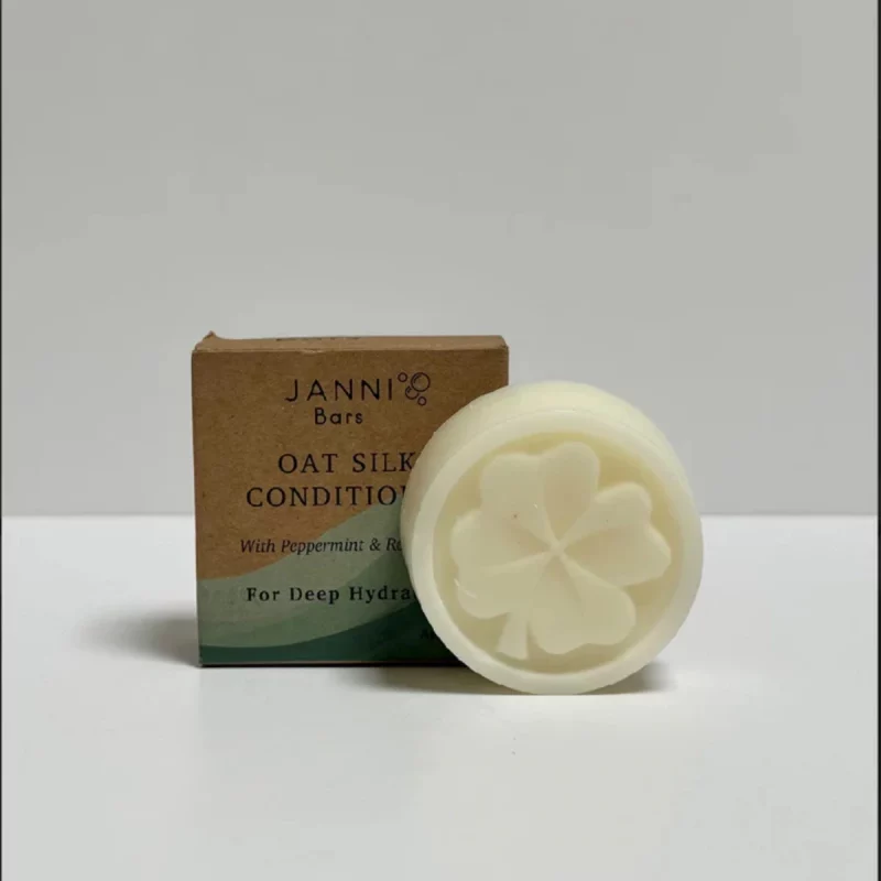 Janni Bars Oat Silk conditioner bar med förpackning för normalt hår